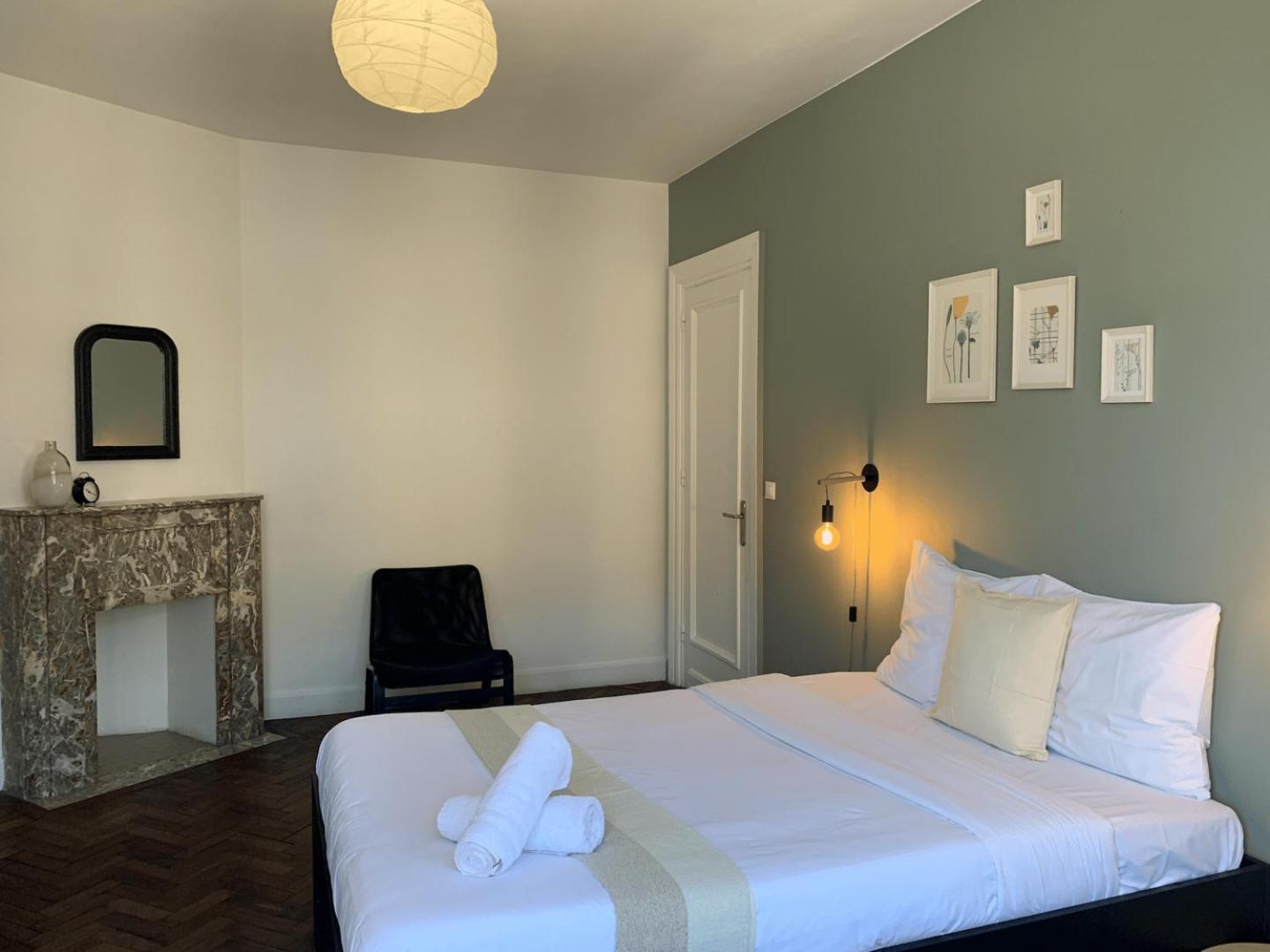 Appartement 2 Chambres Avec Parking, Proche Metro Лилль Экстерьер фото